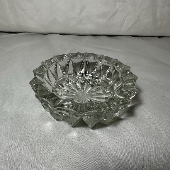 Vintage Heavy Round Cut Crystal Ashtray 5” Cigarette Cigar - Picture 1 of 4